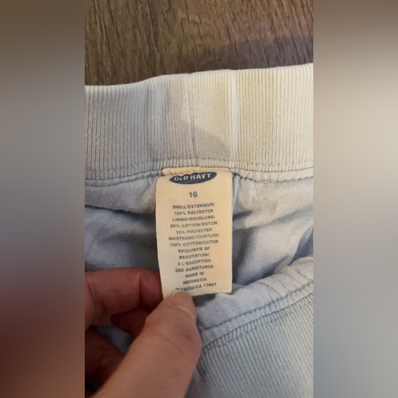 Old Navy Girls track pant - Picture 3 of 5